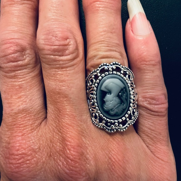 Size 5 Blue Cameo Ring NEW - Picture 5 of 6